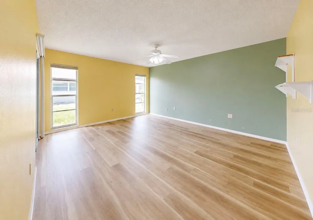 3506 AUBURN COURT #230 Sarasota, FL 34231