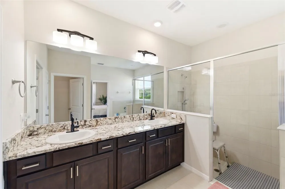 10403 LAXER CAY LOOP San Antonio, FL 33576