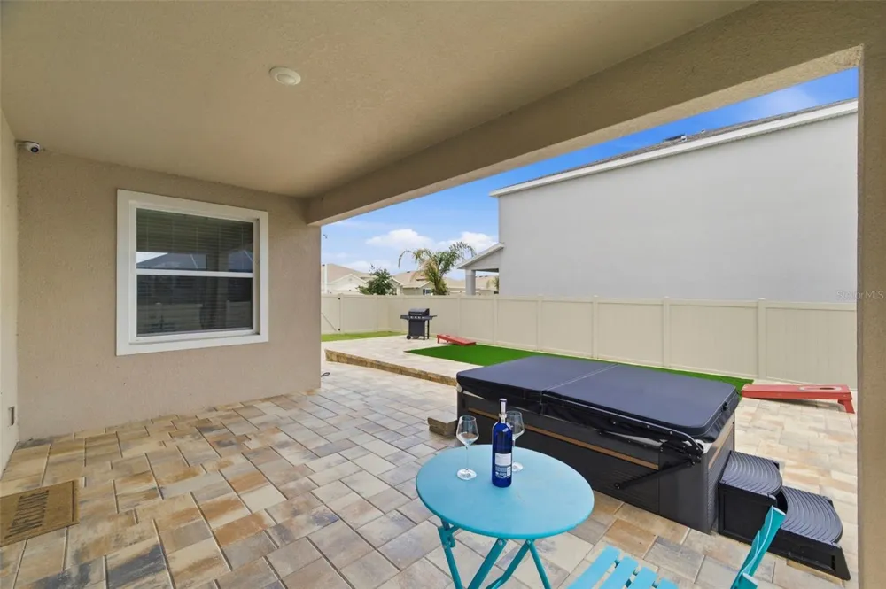 10403 LAXER CAY LOOP San Antonio, FL 33576