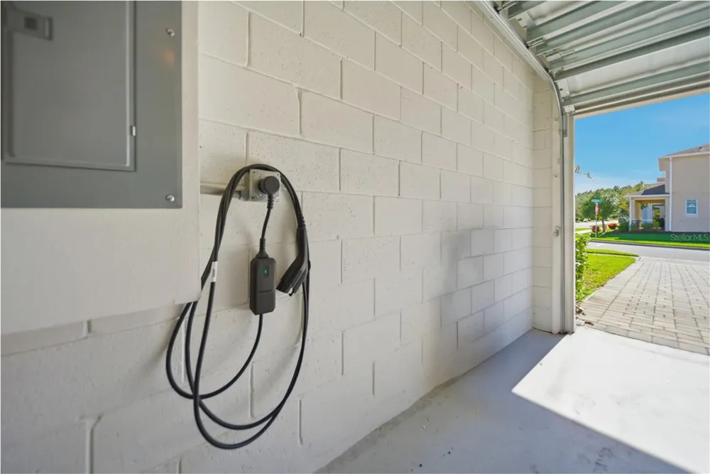 737 PANICAL DRIVE Apopka, FL 32703