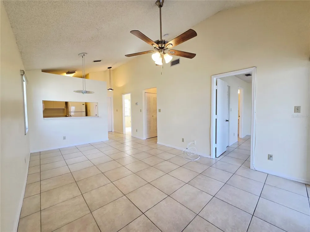 6802 STONES THROW CIRCLE #14206 St Petersburg, FL 33710