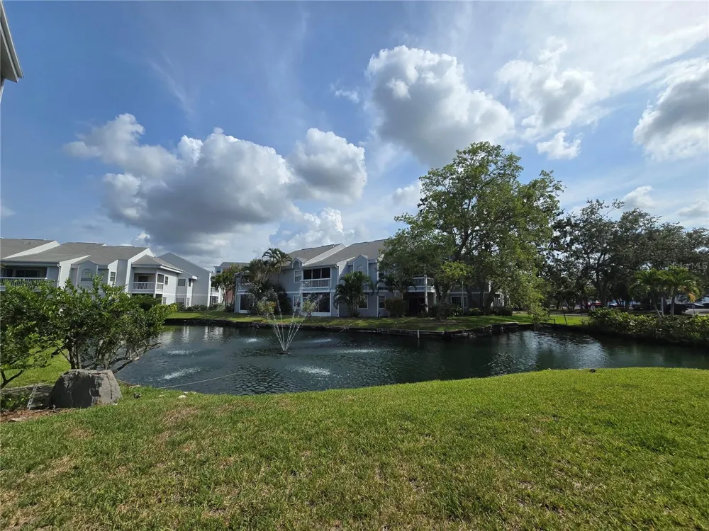 6802 STONES THROW CIRCLE #14206 St Petersburg, FL 33710