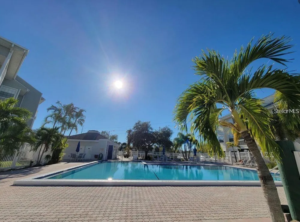 6802 STONES THROW CIRCLE #14206 St Petersburg, FL 33710