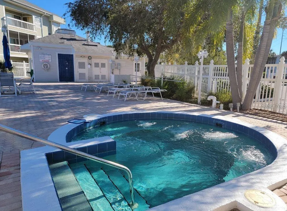 6802 STONES THROW CIRCLE #14206 St Petersburg, FL 33710