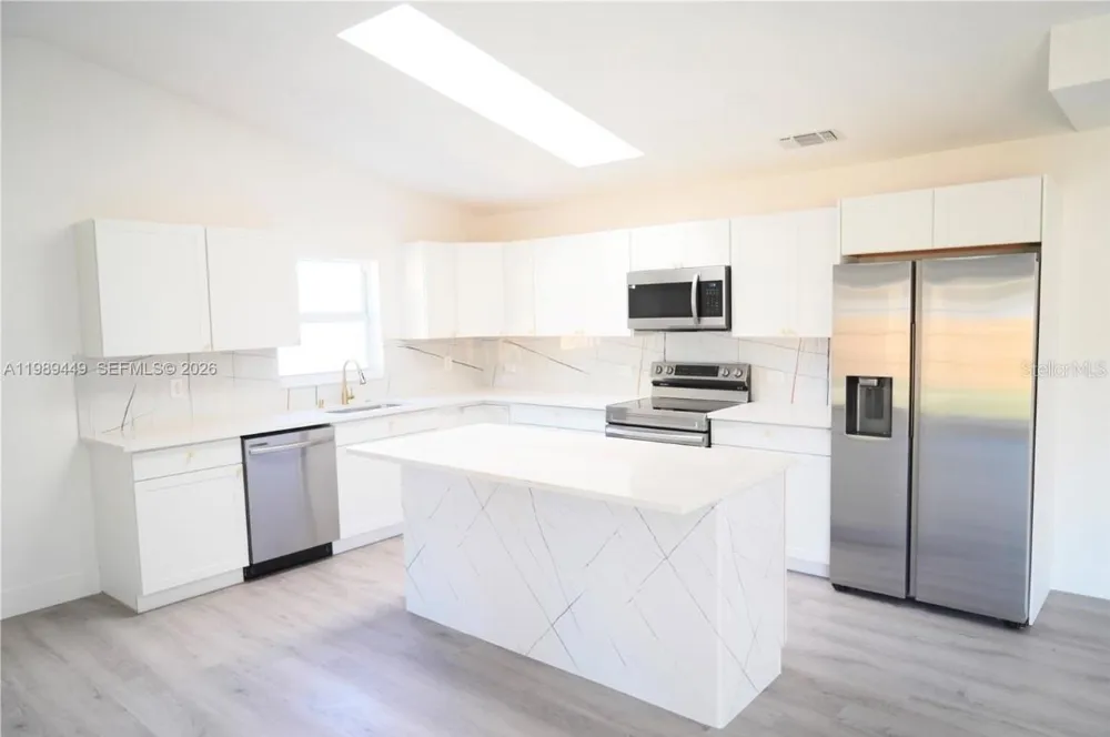 563 PRESQUE ISLE DRIVE Port Charlotte, FL 33954