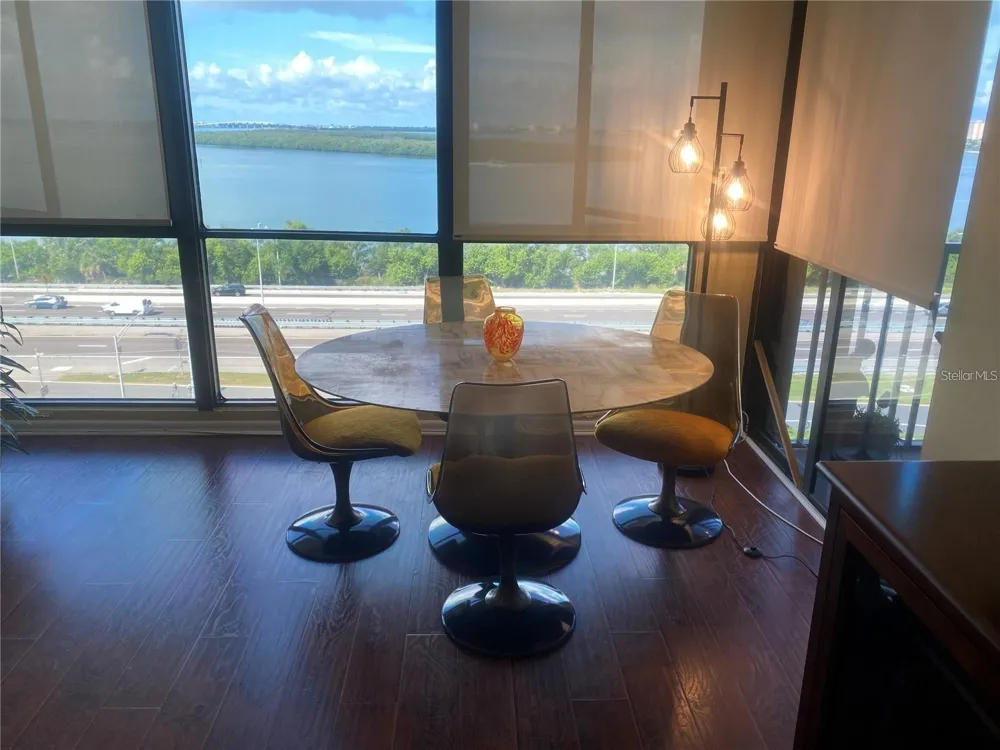 7100 SUNSHINE SKYWAY LANE S #906 St Petersburg, FL 33711