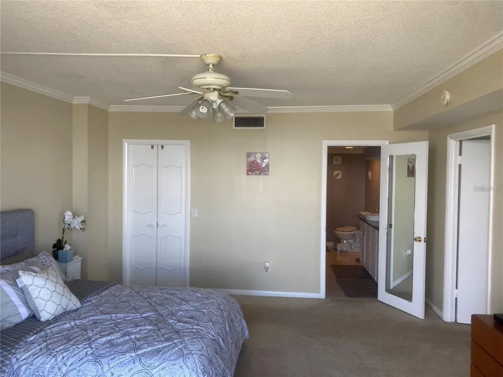 7100 SUNSHINE SKYWAY LANE S #906 St Petersburg, FL 33711