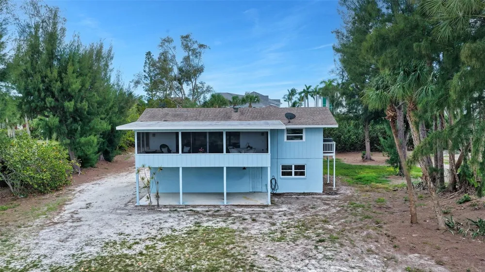 6664 & 6660 & 6670 GULF OF MEXICO DRIVE Longboat Key, FL 34228