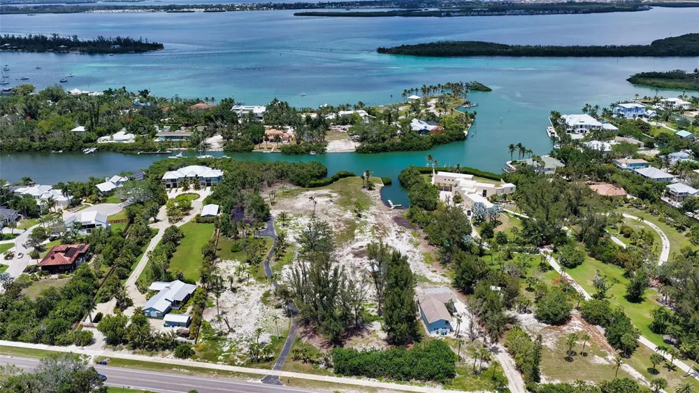 6664 & 6660 & 6670 GULF OF MEXICO DRIVE Longboat Key, FL 34228