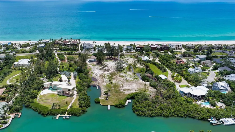 6664 & 6660 & 6670 GULF OF MEXICO DRIVE Longboat Key, FL 34228