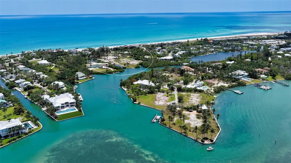6664 & 6660 & 6670 GULF OF MEXICO DRIVE Longboat Key, FL 34228