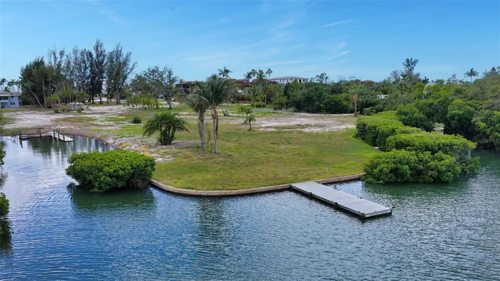 6664 & 6660 & 6670 GULF OF MEXICO DRIVE Longboat Key, FL 34228