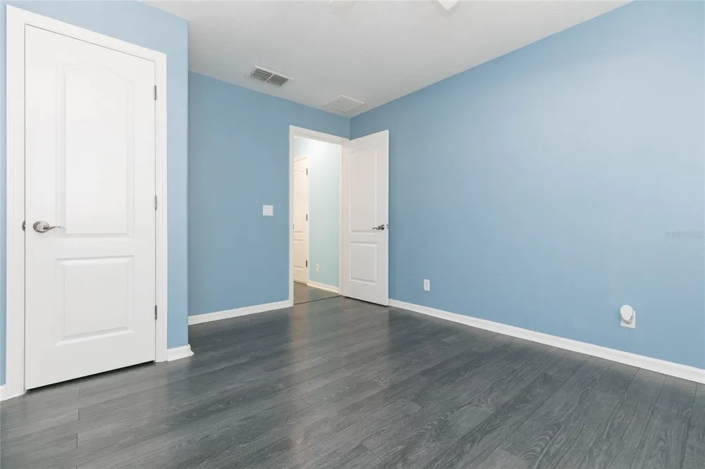 3152 ROYAL TUSCAN LANE Valrico, FL 33594
