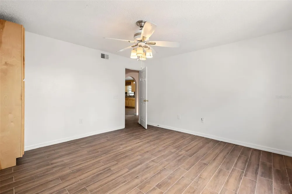 4232 STONEFIELD DRIVE Orlando, FL 32826