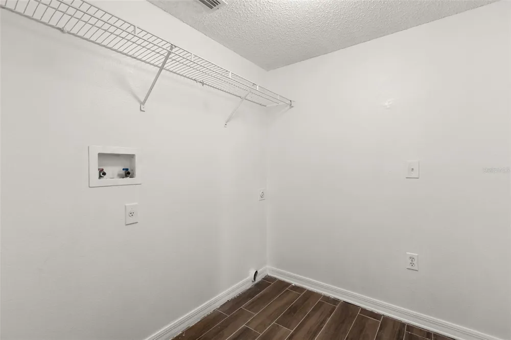 4232 STONEFIELD DRIVE Orlando, FL 32826