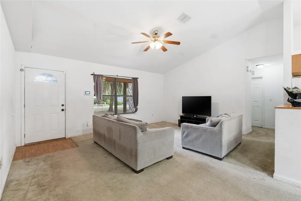 173 LITTLE ORANGE LAKE DRIVE Hawthorne, FL 32640