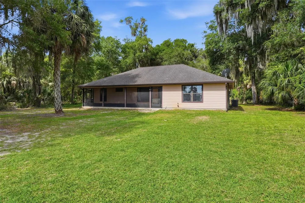 173 LITTLE ORANGE LAKE DRIVE Hawthorne, FL 32640