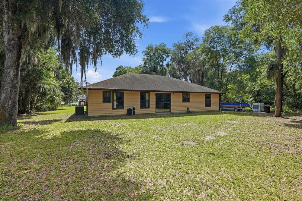 173 LITTLE ORANGE LAKE DRIVE Hawthorne, FL 32640
