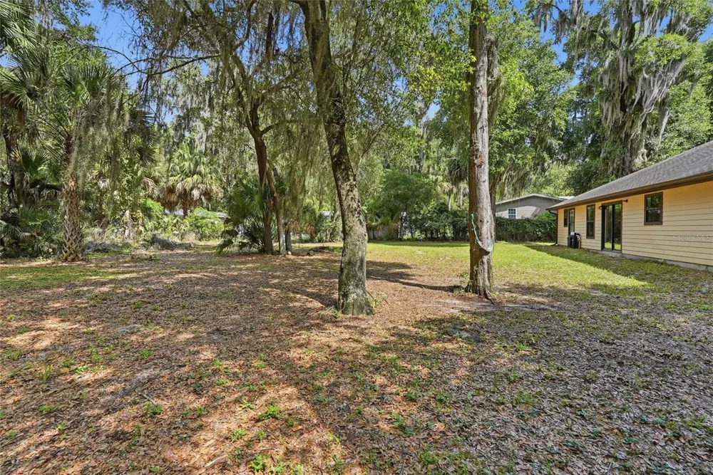 173 LITTLE ORANGE LAKE DRIVE Hawthorne, FL 32640