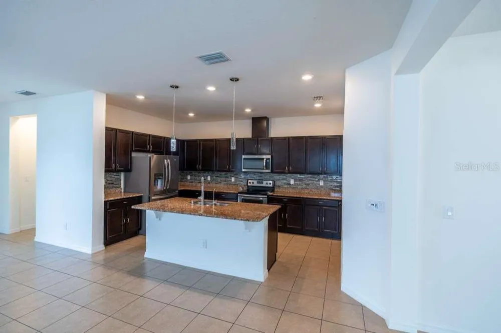 11517 PALMETTO SANDS COURT Tampa, FL 33626