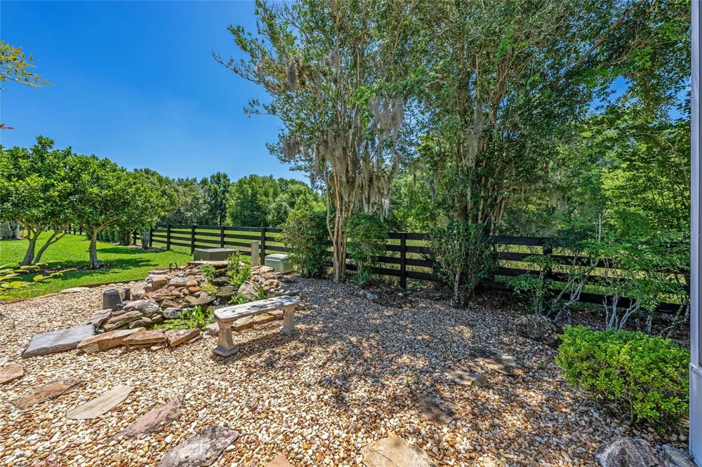 170 PALERMO PLACE Lady Lake, FL 32159