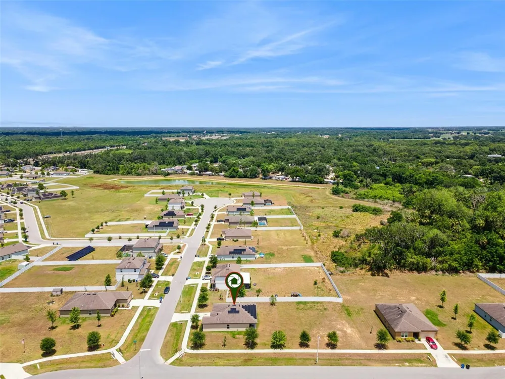 903 SHIMMERING OAKS LANE Seffner, FL 33584
