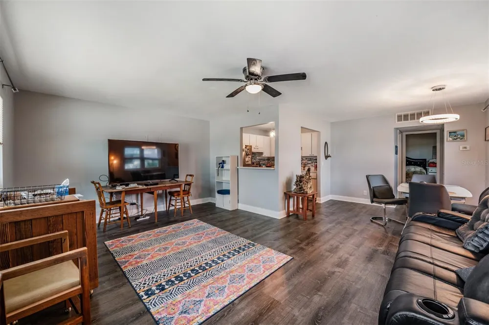 302 ANDOVER PLACE S #167 Sun City Center, FL 33573