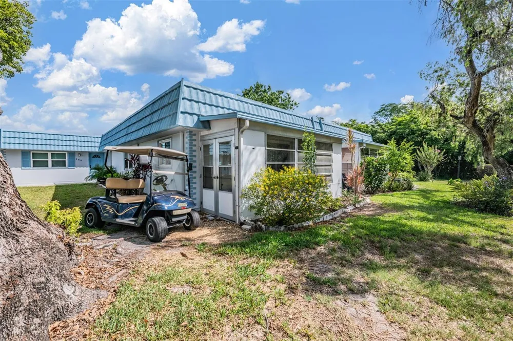 302 ANDOVER PLACE S #167 Sun City Center, FL 33573