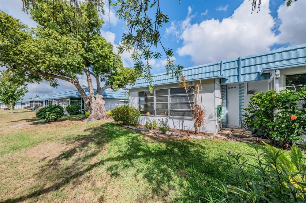 302 ANDOVER PLACE S #167 Sun City Center, FL 33573