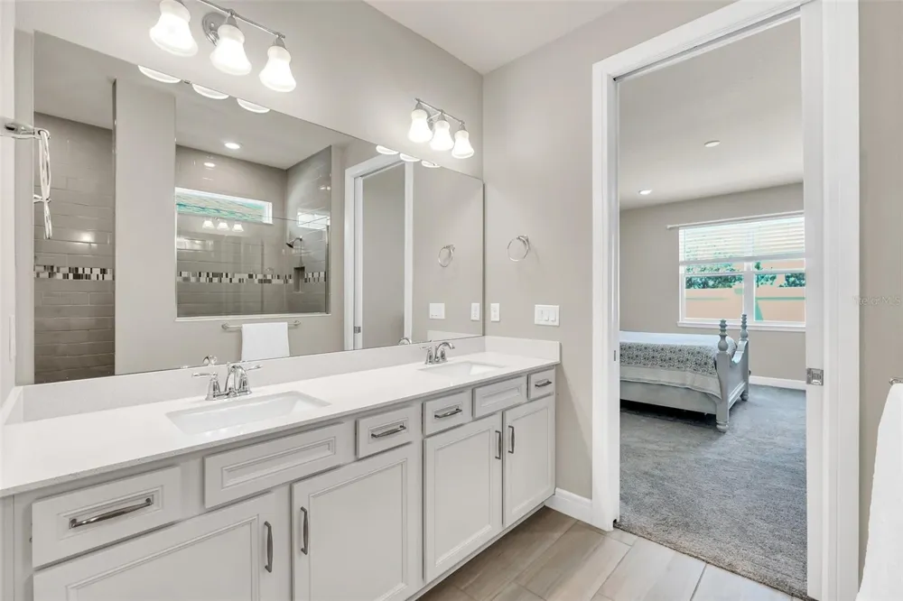 2001 SPRING SHOWER CIRCLE Kissimmee, FL 34744