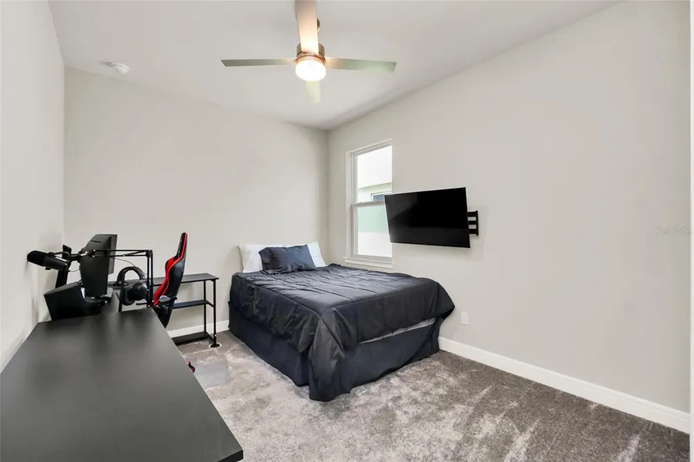 2001 SPRING SHOWER CIRCLE Kissimmee, FL 34744