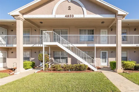 4933 MYRTLE OAK DRIVE #23