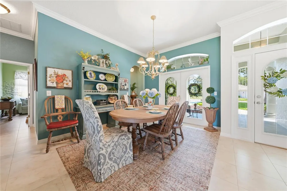 5453 GROVE MANOR Lady Lake, FL 32159