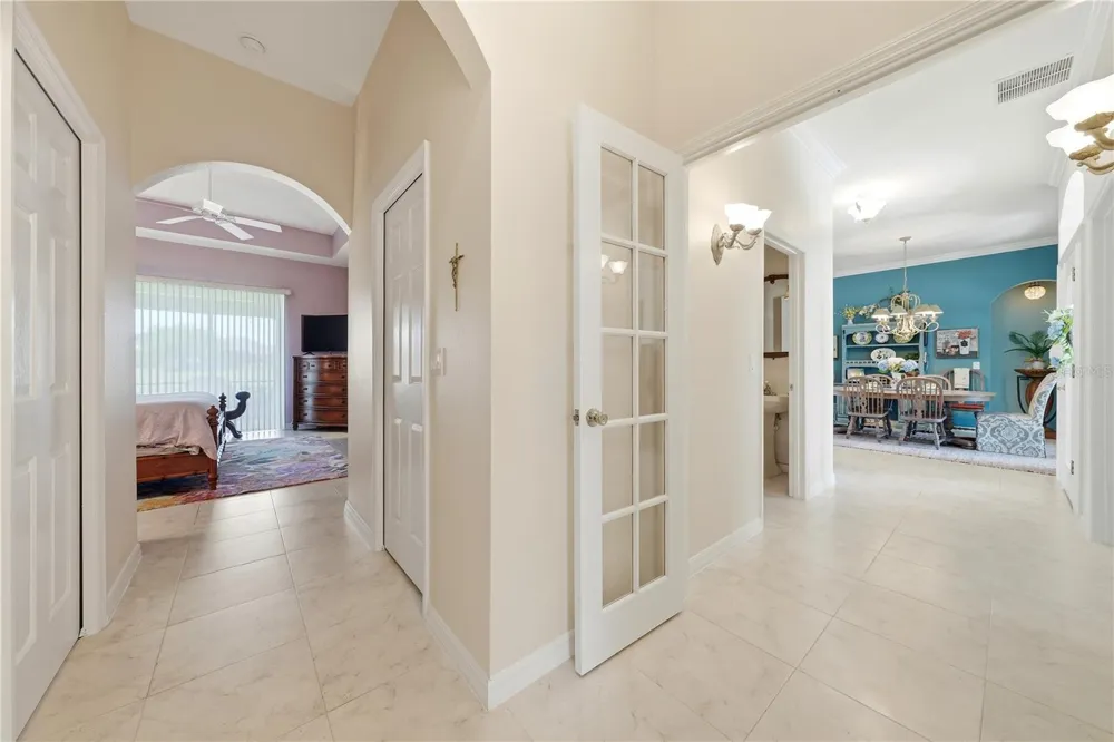 5453 GROVE MANOR Lady Lake, FL 32159