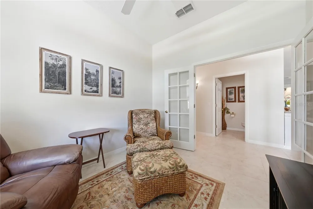 5453 GROVE MANOR Lady Lake, FL 32159