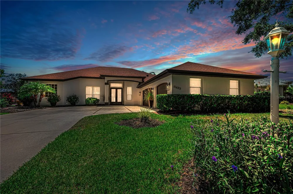 11423 30TH COVE E Parrish, FL 34219
