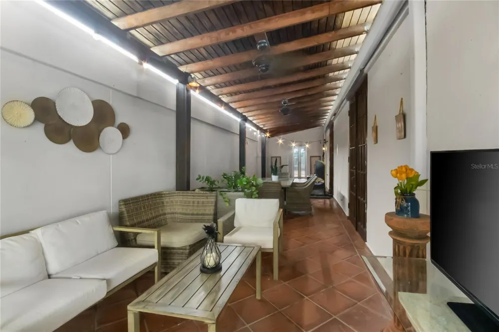 AD5 CALLE BALEARES Humacao, PR 00791