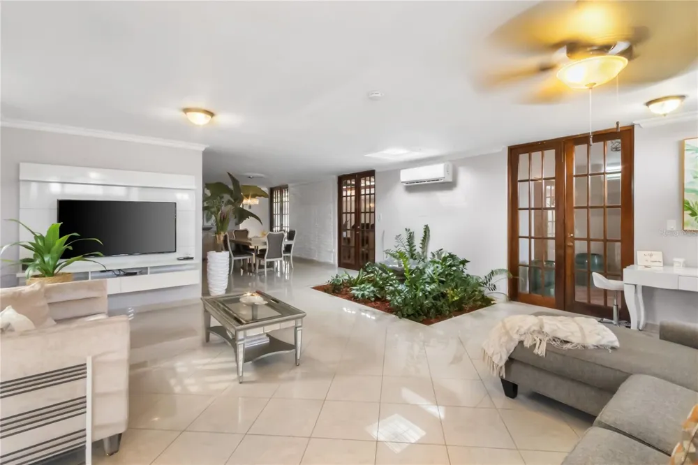 AD5 CALLE BALEARES Humacao, PR 00791