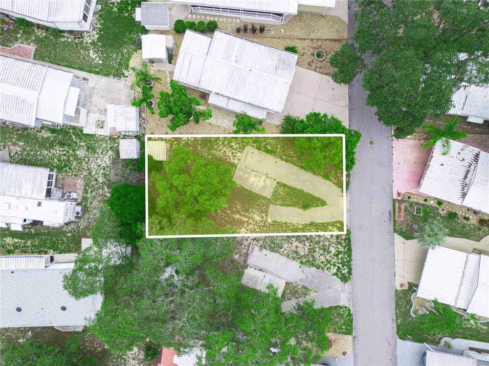 20 SILVER DOCTOR LANE Lake Wales, FL 33898