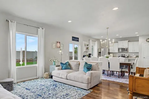 7994 Hardwood Circle