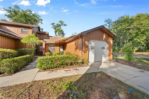 2701 NE 10TH STREET #101