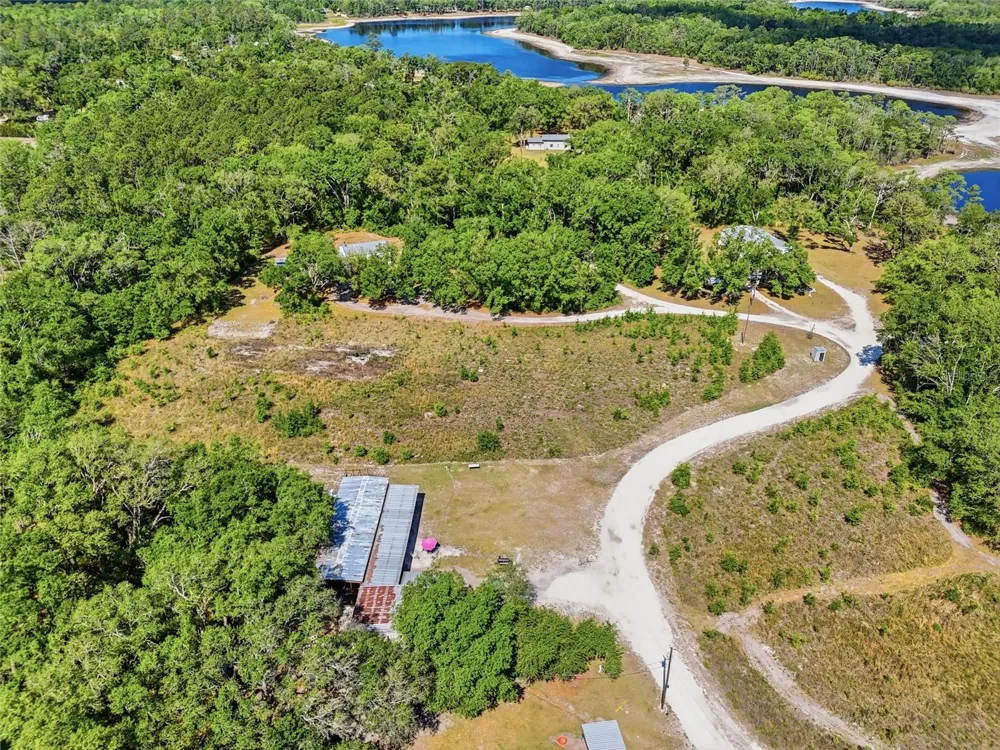 401 SE FALCON ROAD Branford, FL 32008