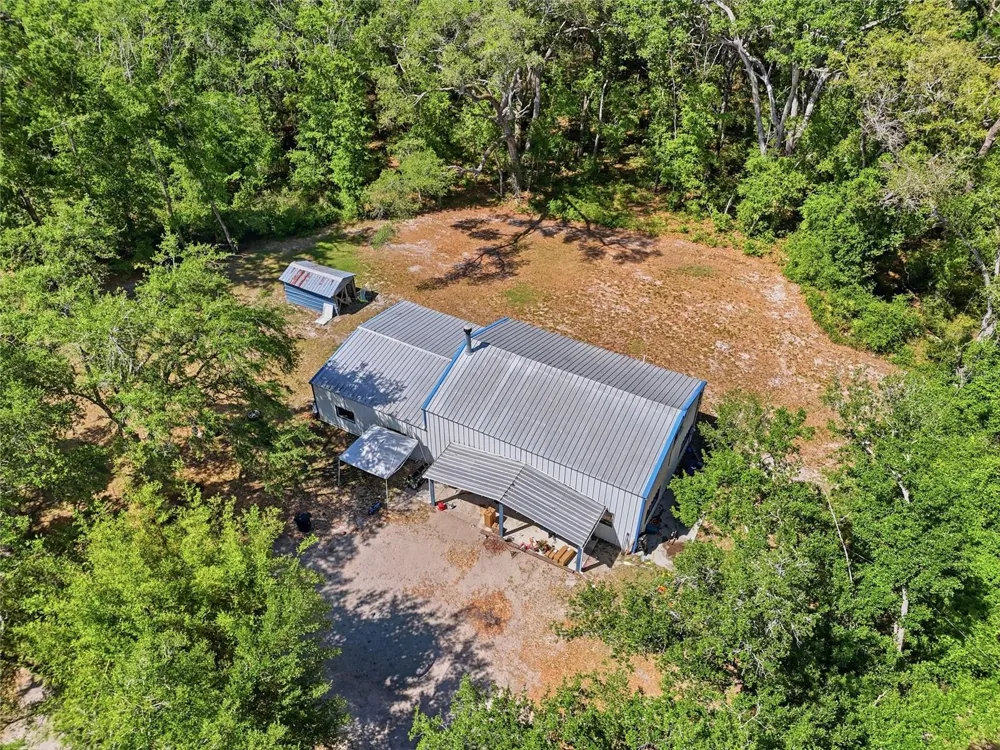 401 SE FALCON ROAD Branford, FL 32008