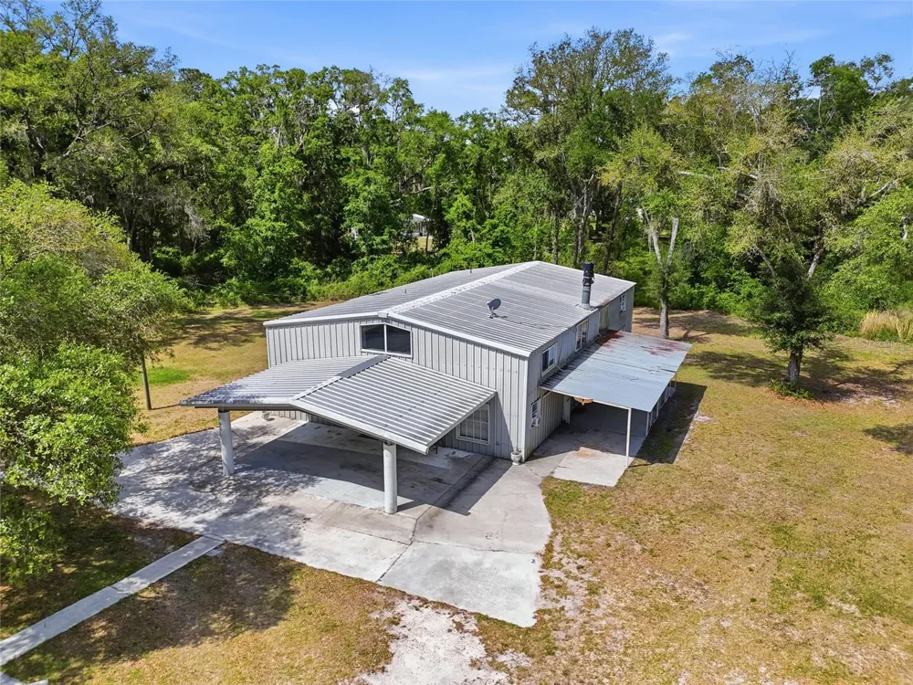 401 SE FALCON ROAD Branford, FL 32008