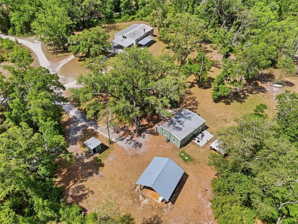 401 SE FALCON ROAD Branford, FL 32008