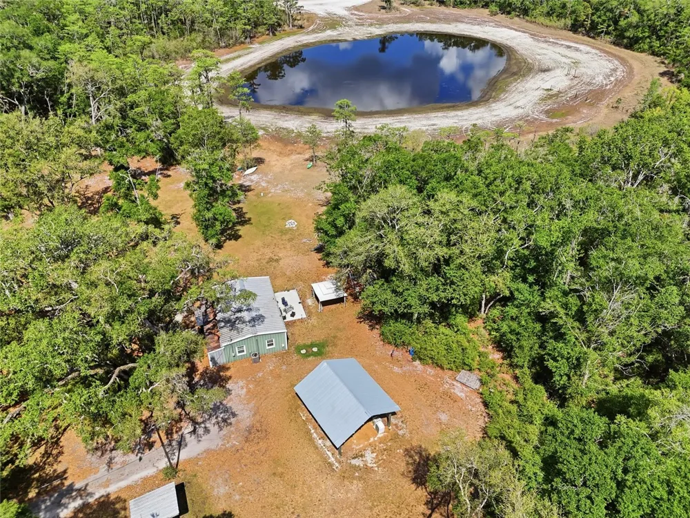 401 SE FALCON ROAD Branford, FL 32008