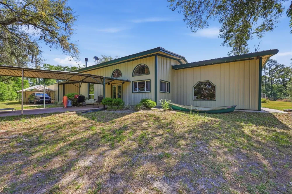 401 SE FALCON ROAD Branford, FL 32008
