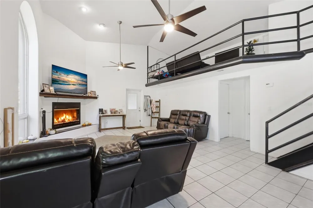 401 SE FALCON ROAD Branford, FL 32008