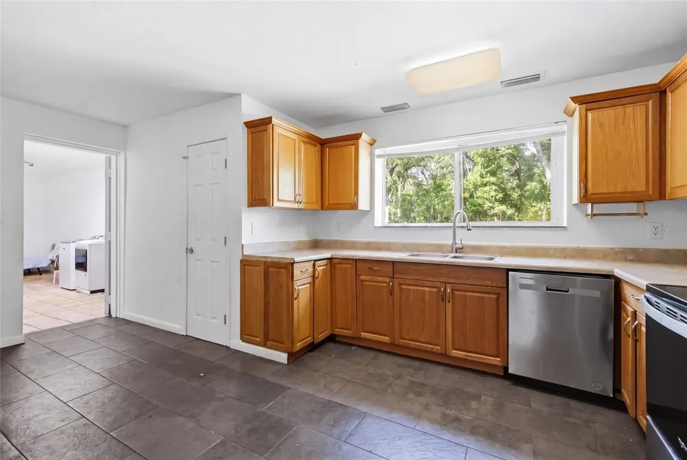 401 SE FALCON ROAD Branford, FL 32008