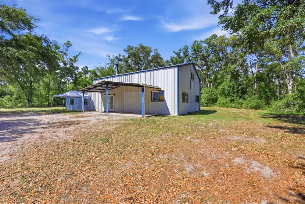 401 SE FALCON ROAD Branford, FL 32008